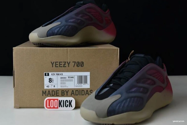 GW1814 Adidas V3 Fade Carbon 700 Yeezy 0822